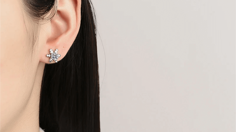 Affordable Luxury: Moissanite Hoop Earrings for Fashion Enthusiasts