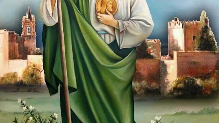 How to Wear San Judas Tadeo Necklace Like a Pro?