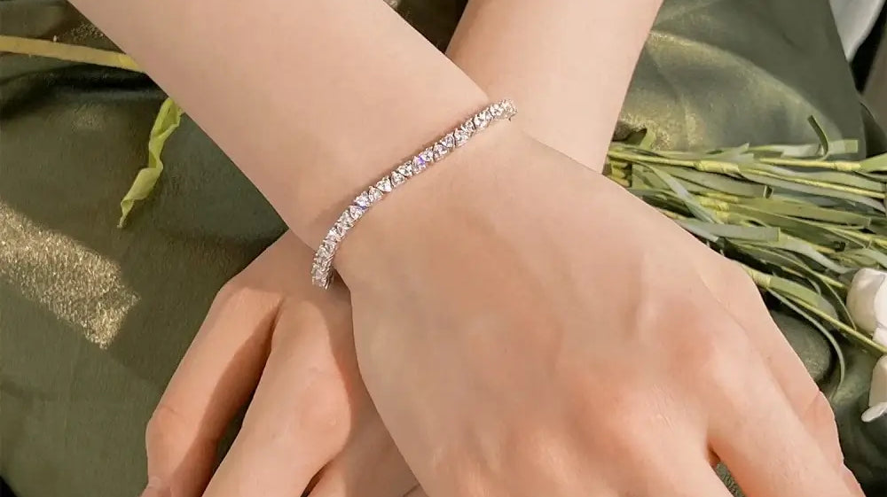 The Modern Chic of Tennis Bracelets