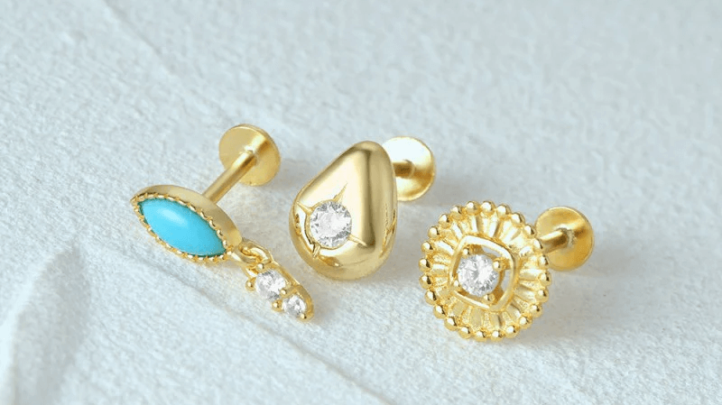 The Practical Benefits of Flat Back Earrings in Piercings