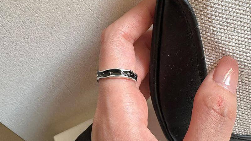 Demystifying the Cigar Band Ring: An Amusing Odyssey