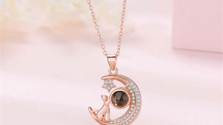 Why You Need a Projection Necklace?