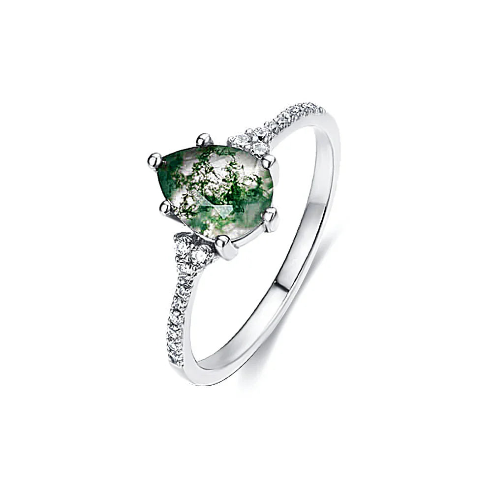 Kaitlan Collins' Husband Will Douglas: A Look into the Stylish Couple's Love for Fashion and Moss Agate Rings