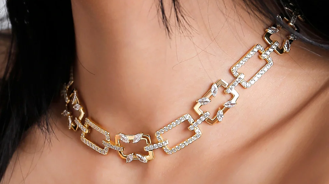 The Story Behind Kaitlan Collins' Signature Gold Necklace