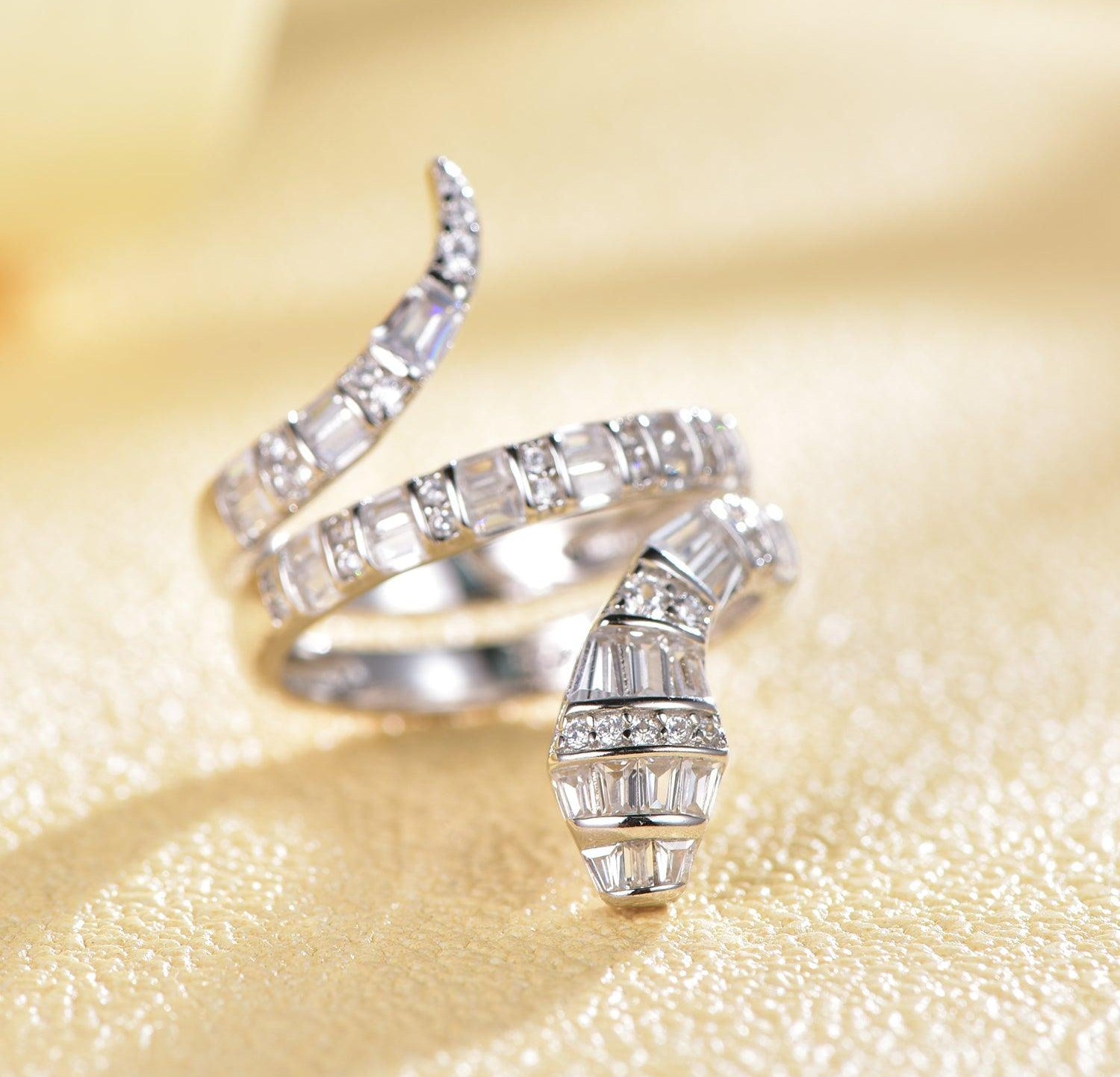 Trendolla Snake Shape Sterling Silver Ring - Trendolla Jewelry